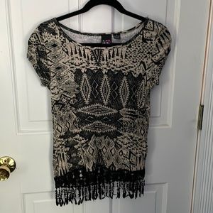 Patterned fringe shirt